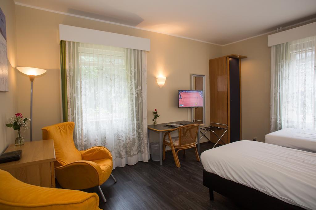 Landhotel De Hoofdige Boer Almen Extérieur photo