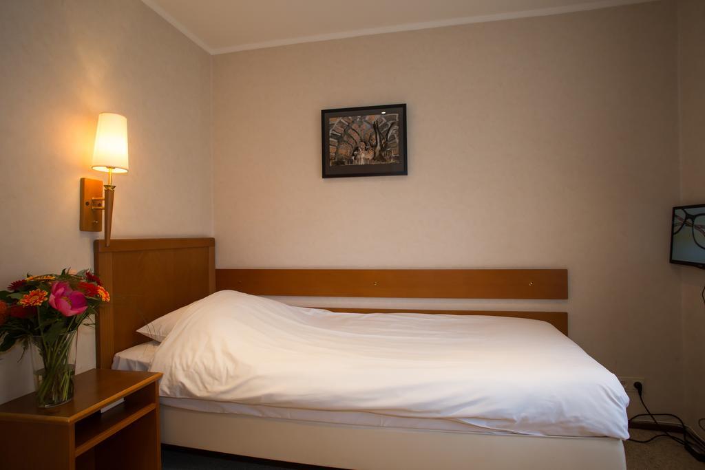 Landhotel De Hoofdige Boer Almen Extérieur photo